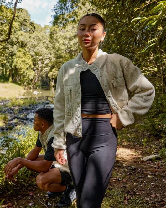 Z8RH464 LSKD Frauen Alpenfleecejacke - Knochen Bekleidung