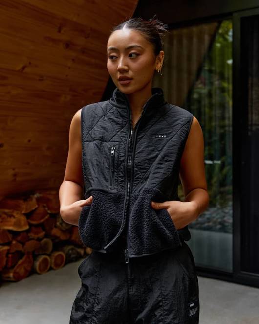 Z8RH472 LSKD Frauen Steppweste mit Schirm – schwarz Bekleidung