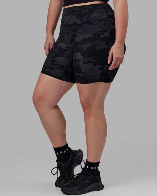 Z8RH548 LSKD Frauen Elixir mittellange Shorts – schwarzes Tarnmuster Bekleidung
