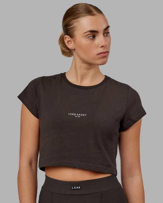 Z8RH223 LSKD Frauen Frontrunner-Baby-T-Shirt – dunkles Walnussholz Bekleidung