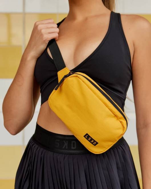 Z8RH885 LSKD unisex Basis-Umhängetasche – Butterscotch Zubehör